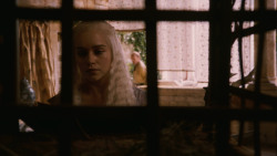 extant_GameOfThrones_2x07-AManWithoutHonor_2371