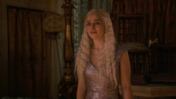 extant_GameOfThrones_2x07-AManWithoutHonor_2398