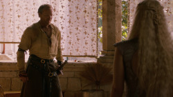 extant_GameOfThrones_2x07-AManWithoutHonor_2402