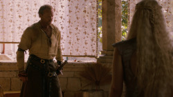 extant_GameOfThrones_2x07-AManWithoutHonor_2403