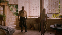 extant_GameOfThrones_2x07-AManWithoutHonor_2430