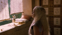 extant_GameOfThrones_2x07-AManWithoutHonor_2433