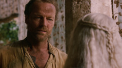 extant_GameOfThrones_2x07-AManWithoutHonor_2470