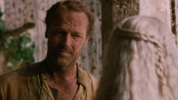 extant_GameOfThrones_2x07-AManWithoutHonor_2487