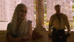 extant_GameOfThrones_2x07-AManWithoutHonor_2536