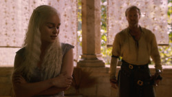 extant_GameOfThrones_2x07-AManWithoutHonor_2544