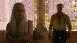 extant_GameOfThrones_2x07-AManWithoutHonor_2561