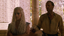 extant_GameOfThrones_2x07-AManWithoutHonor_2568