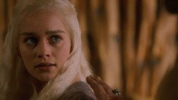 extant_GameOfThrones_2x07-AManWithoutHonor_2574