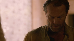 extant_GameOfThrones_2x07-AManWithoutHonor_2583