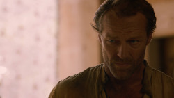 extant_GameOfThrones_2x07-AManWithoutHonor_2591