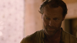 extant_GameOfThrones_2x07-AManWithoutHonor_2601