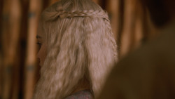 extant_GameOfThrones_2x07-AManWithoutHonor_2604