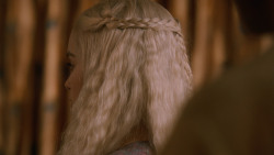 extant_GameOfThrones_2x07-AManWithoutHonor_2608