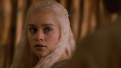 extant_GameOfThrones_2x07-AManWithoutHonor_2612