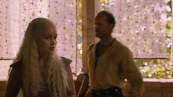 extant_GameOfThrones_2x07-AManWithoutHonor_2617