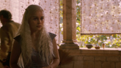 extant_GameOfThrones_2x07-AManWithoutHonor_2619