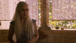 extant_GameOfThrones_2x07-AManWithoutHonor_2620