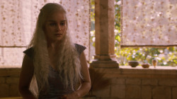 extant_GameOfThrones_2x07-AManWithoutHonor_2621