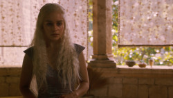 extant_GameOfThrones_2x07-AManWithoutHonor_2627