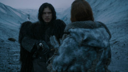 extant_GameOfThrones_2x07-AManWithoutHonor_2825