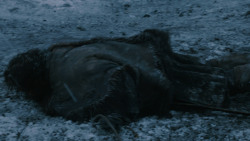 extant_GameOfThrones_2x07-AManWithoutHonor_2838
