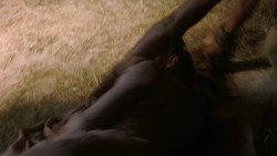 extant_GameOfThrones_2x07-AManWithoutHonor_2926