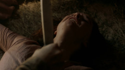 extant_GameOfThrones_2x07-AManWithoutHonor_2938