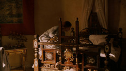 extant_GameOfThrones_2x07-AManWithoutHonor_2973