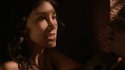 extant_GameOfThrones_2x07-AManWithoutHonor_3048