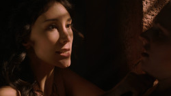 extant_GameOfThrones_2x07-AManWithoutHonor_3052
