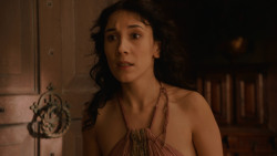 extant_GameOfThrones_2x07-AManWithoutHonor_3075