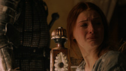 extant_GameOfThrones_2x07-AManWithoutHonor_3076