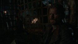 extant_GameOfThrones_2x07-AManWithoutHonor_3414