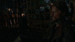 extant_GameOfThrones_2x07-AManWithoutHonor_3417