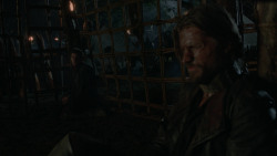 extant_GameOfThrones_2x07-AManWithoutHonor_3424