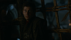 extant_GameOfThrones_2x07-AManWithoutHonor_3426