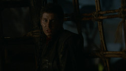 extant_GameOfThrones_2x07-AManWithoutHonor_3429