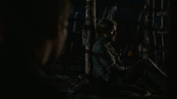 extant_GameOfThrones_2x07-AManWithoutHonor_3437
