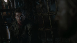 extant_GameOfThrones_2x07-AManWithoutHonor_3449