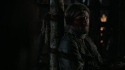 extant_GameOfThrones_2x07-AManWithoutHonor_3460