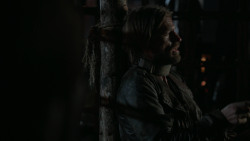 extant_GameOfThrones_2x07-AManWithoutHonor_3475
