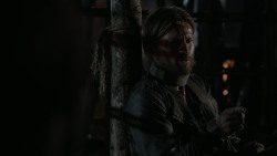 extant_GameOfThrones_2x07-AManWithoutHonor_3479
