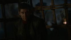 extant_GameOfThrones_2x07-AManWithoutHonor_3496