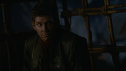 extant_GameOfThrones_2x07-AManWithoutHonor_3506