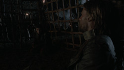 extant_GameOfThrones_2x07-AManWithoutHonor_3513