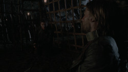 extant_GameOfThrones_2x07-AManWithoutHonor_3514