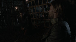 extant_GameOfThrones_2x07-AManWithoutHonor_3516