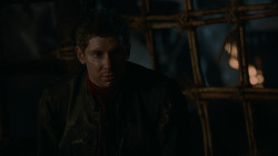 extant_GameOfThrones_2x07-AManWithoutHonor_3532