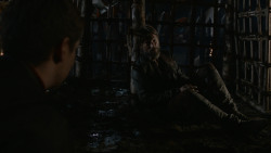 extant_GameOfThrones_2x07-AManWithoutHonor_3565